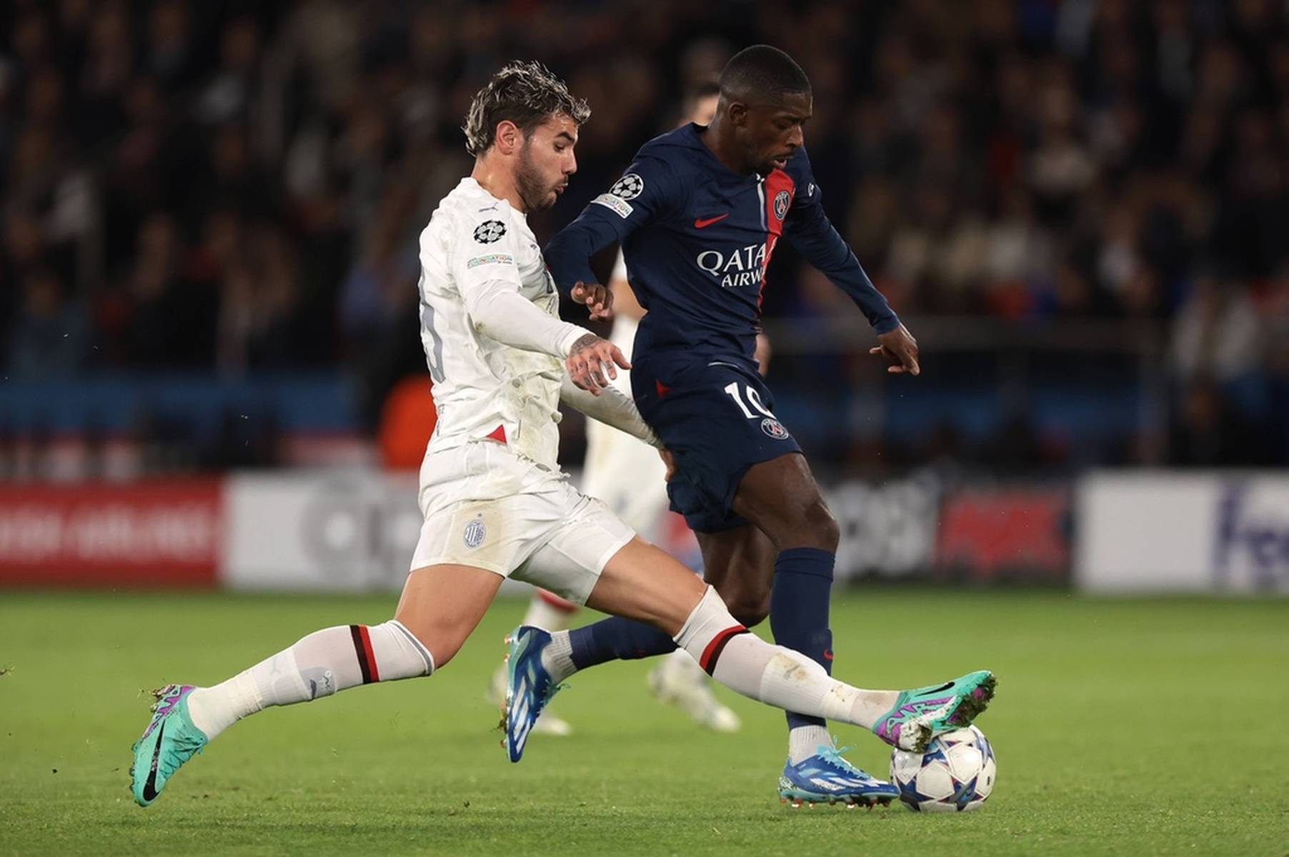 球员染红 球员染红