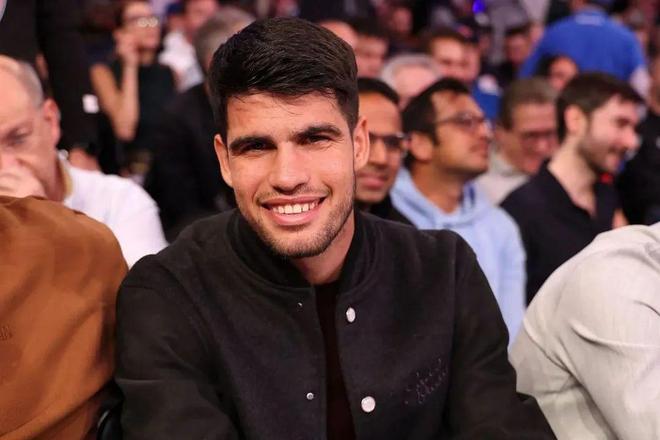 西冲浪选手 西冲浪选手