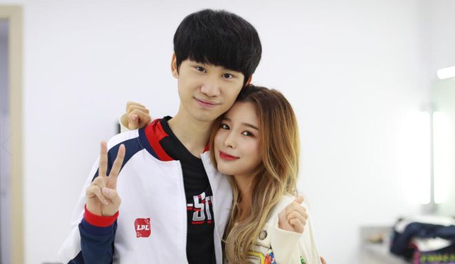 一轮小龙与 一轮小龙与