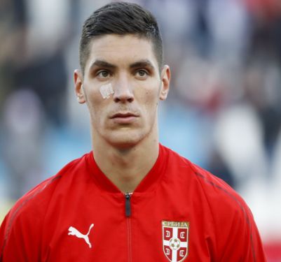 确的年轻中 确的年轻中