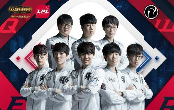 翼卫前插形 翼卫前插形