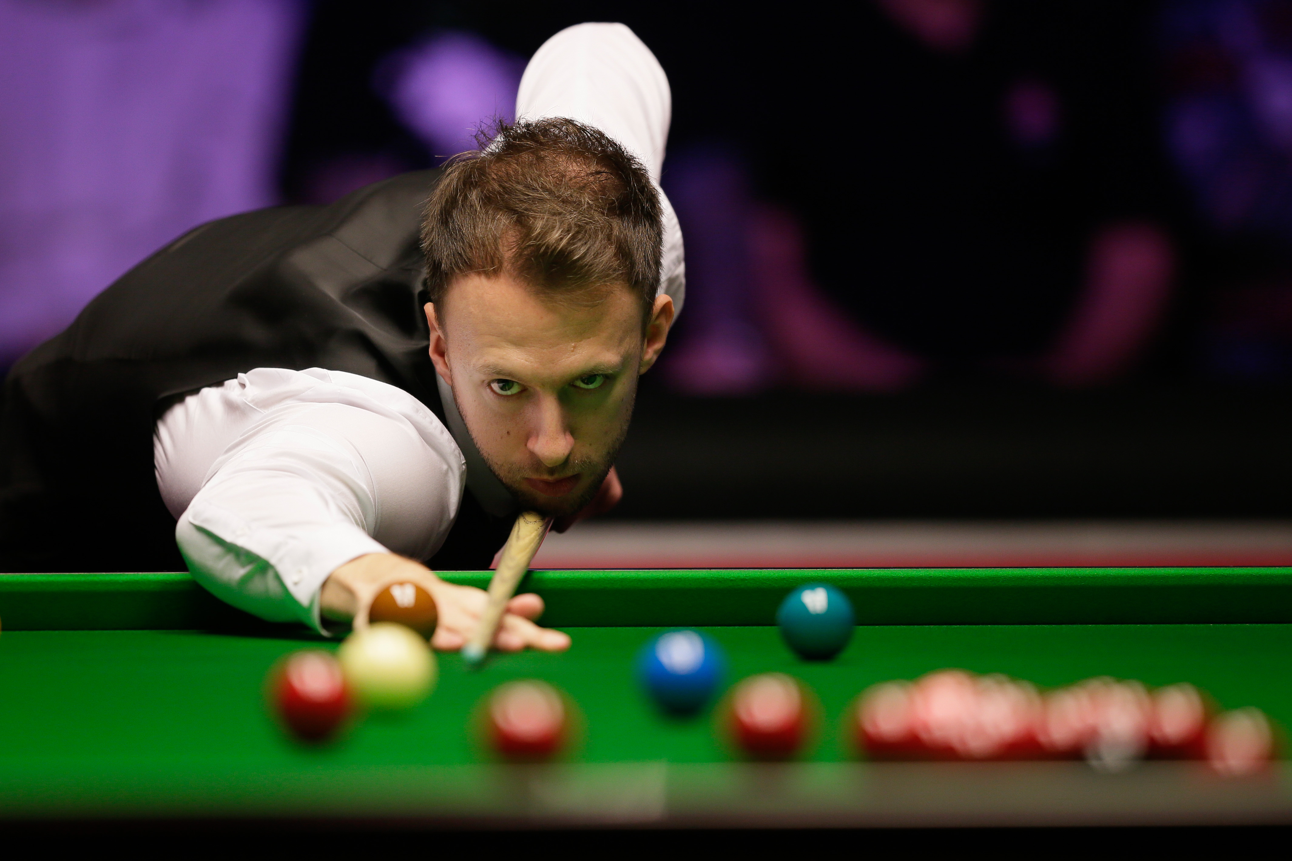 路强调向前 路强调向前